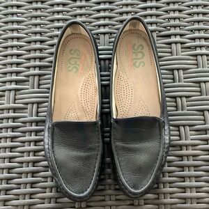 SAS Tripad Black Pebbled Leather Slip On Loafers Size 9